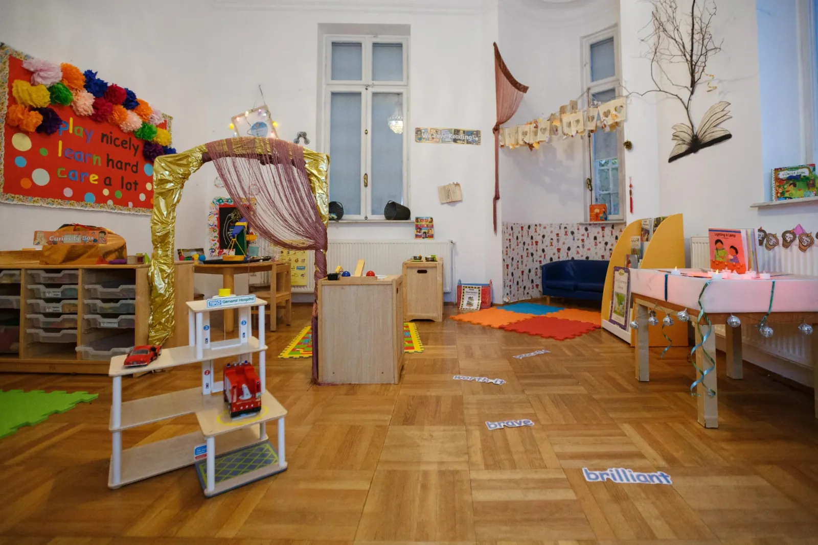 Galerie foto — Acorns Nursery 14