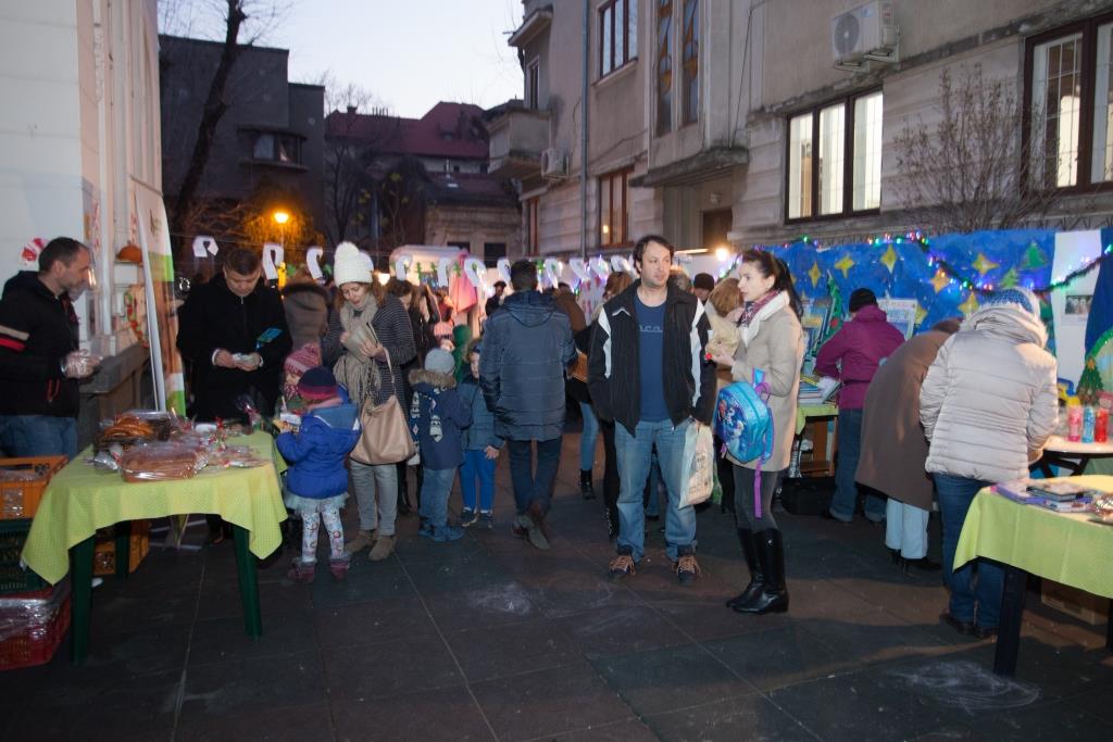 Acorns Christmas Fair. Aprinderea luminilor de Crăciun